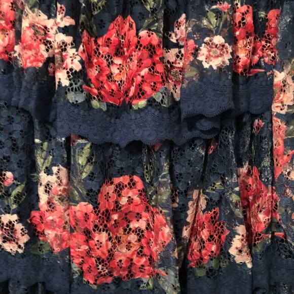 Two Piece Floral Dress - Picture 3 of 4